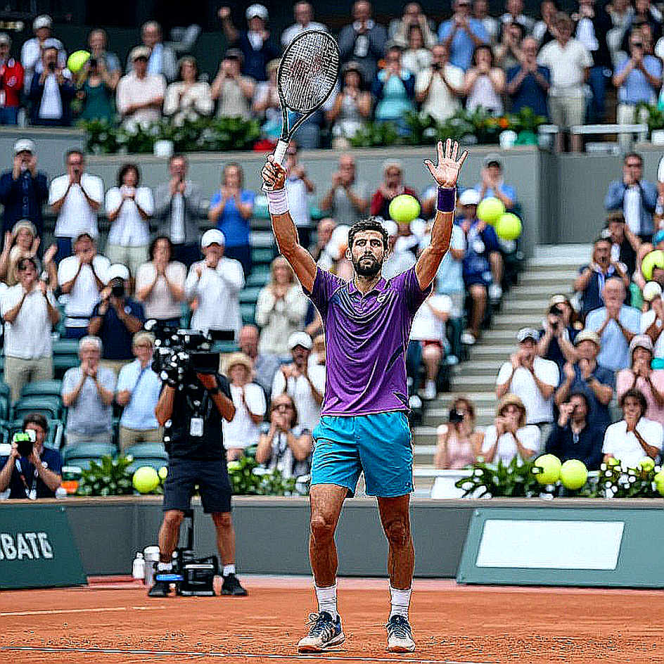 Alcaraz's Wrist, Not the Team Sheet: Spain's Davis Cup Bet Hangs on One Scan Alcaraz's Wrist, Not the Team Sheet: Spain's Davis Cup Bet Hangs on One Scan